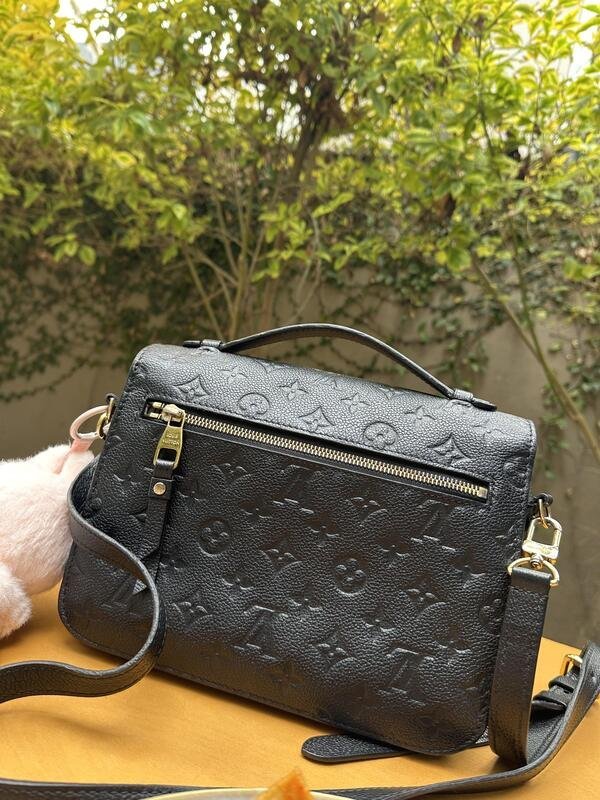 Crossbody Louis Vuitton