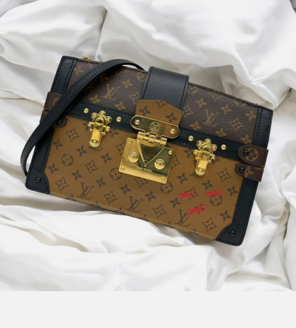 Bolsa trunk cruzada monograma